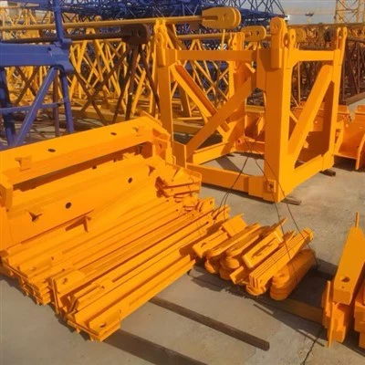 Aký je rozdiel medzi vežovým žeriavom s plochým vrcholom a vežovým žeriavom s...